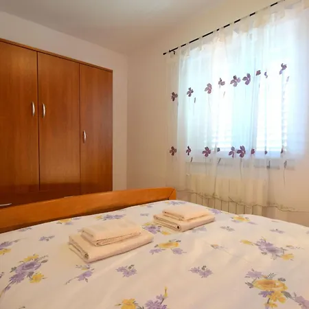 Skrabonja 1 By Interhome * Čižići