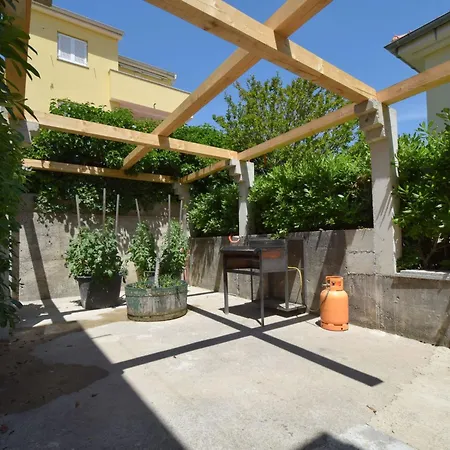 Skrabonja 1 By Interhome * Čižići